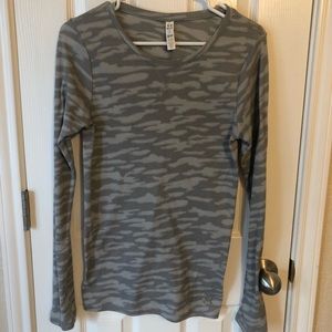 Under Armour long sleeve shirt